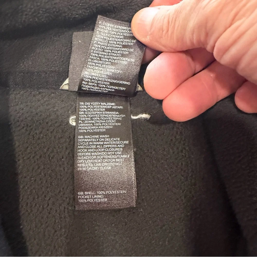The North Face Men’s Full Zip Black Fleece Jacket Large